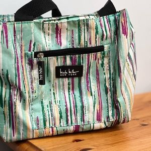 Bag, green, thermos bag, keeps the food fresh